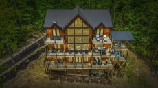 Endless Blue Skies - Summit Cabin Rentals