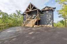 Golden Oaks Cabin - Summit Cabin Rentals