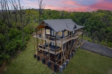 Celestial Haven - Summit Cabin Rentals