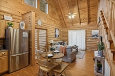 Grin and Bear It - Summit Cabin Rentals