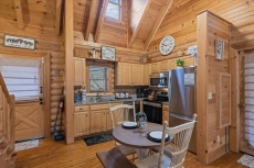 Grin and Bear It - Summit Cabin Rentals