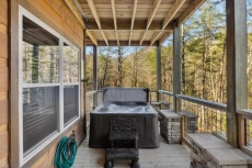 Hillside Hideaway - Summit Cabin Rentals
