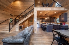 Creekside Manor Too - Summit Cabin Rentals