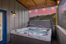 Hatcher Mountain Hideaway - Summit Cabin Rentals