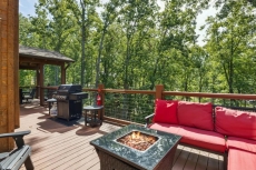 Iron Mountain Lodge - Summit Cabin Rentals