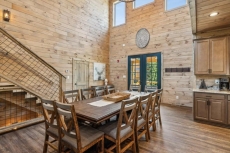 Moonshine Mountain Lodge - Summit Cabin Rentals