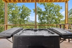 Moonshine Mountain Lodge - Summit Cabin Rentals