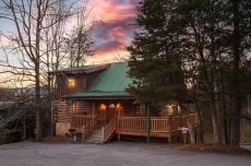 Moose Tracks - Summit Cabin Rentals