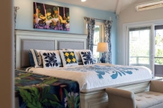 Awesome 5-bedroom house in Lanikai overlooking the Mokulua islands