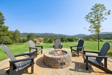 Robeson Hood Lodge - Summit Cabin Rentals