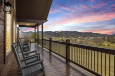 Robeson Hood Lodge - Summit Cabin Rentals