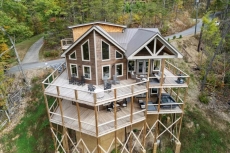 Stepping Stone | Summit Cabin Rentals