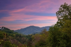 Stone Mountain Lodge | Summit Cabin Rentals