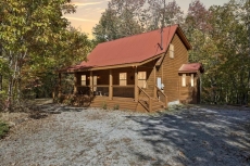 3 BR Pet-Friendly Cabin Rental