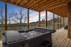 Treehouse Lodge | Summit Cabin Rentals