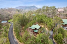 Wilderness Lodge | Summit Cabin Rentals