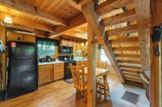 Luke11:33 5mile Dwntwn Pigforg~Pkwy-Hotub-Gameroom-wifi-NO EXTRA FEES