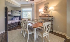 2201 SeaCrest. Renovated 1BR + Bunk Alcove — 2 Full Baths, Sleeps 6