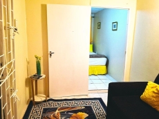 Small 1 Bedroom Apartment with Pool Ocean nearby - Houses for Rent in Portmore, St. Catherine Parish, Jamaica - Rentbyhost