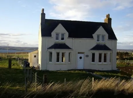 3 Bedrooms House Rental in Stornoway, United Kingdom