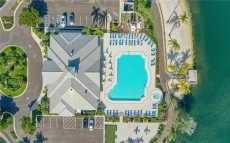 Beautiful 2bd Condo in Ft. Myers close to beach