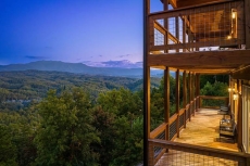 A Bear's Poolside View - Bear Tracts Vacation Cabins