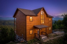 A Bear's Poolside View - Bear Tracts Vacation Cabins