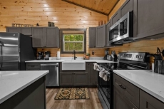 A Miracle in the Smokies - Bear Tracts Vacation Cabins