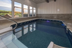 Poolside Views in Dreamland - Bear Tracts Vacation Cabins