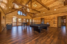 Bear Hands Retreat - Bear Tracts Vacation Cabins