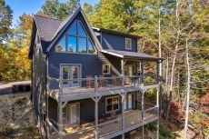 Smoky Mountain Paradise - Bear Tracts Vacation Cabins