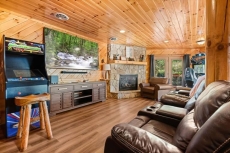 Evergreen Escape - Bear Tracts Vacation Cabins