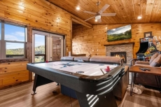 Cedar Splash - Bear Tracts Vacation Cabins