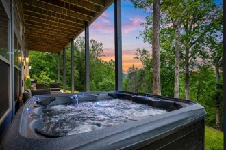 4 BR Private Pool Cabin Rental in Sevierville, Tennessee