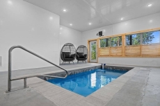 Just Below Heaven - Bear Tracts Vacation Cabins