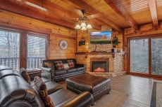 Cherokee Pool Lodge - Bear Tracts Vacation Cabins