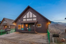 All About The View - Bear Tracts Vacation Cabins