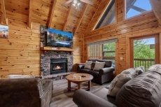 Above the Pines - Bear Tracts Vacation Cabins