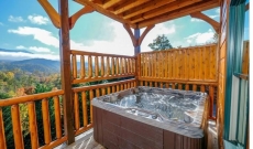 Splash N Views - Bear Tracts Vacation Cabins