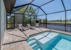 Sun Soaked | Stars Vacation Rentals