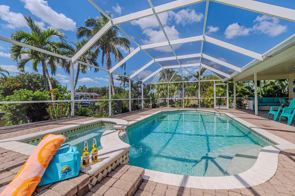 3 Bedrooms House Rental in Cape Coral, Florida