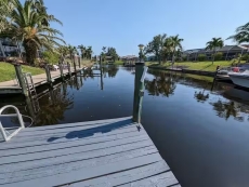 Calypso Cove Waterfront Oasis w Pool & Spa