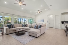 Coral Oasis – Pet-Friendly Freshwater Canal