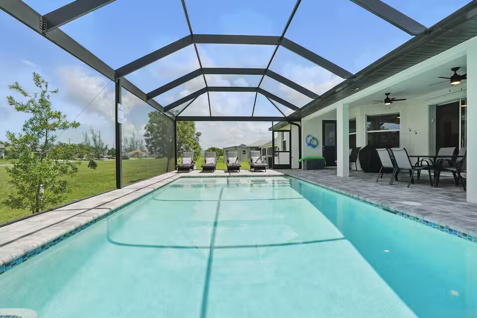 4 Bedrooms House Rental in Cape Coral, Florida