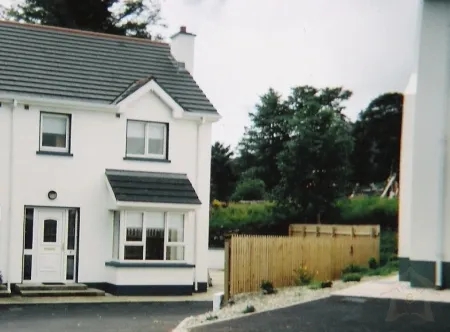 3 Bedrooms House Rental in Carrick, Ireland