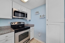 Gulf Shores Surf and Racquet 401A