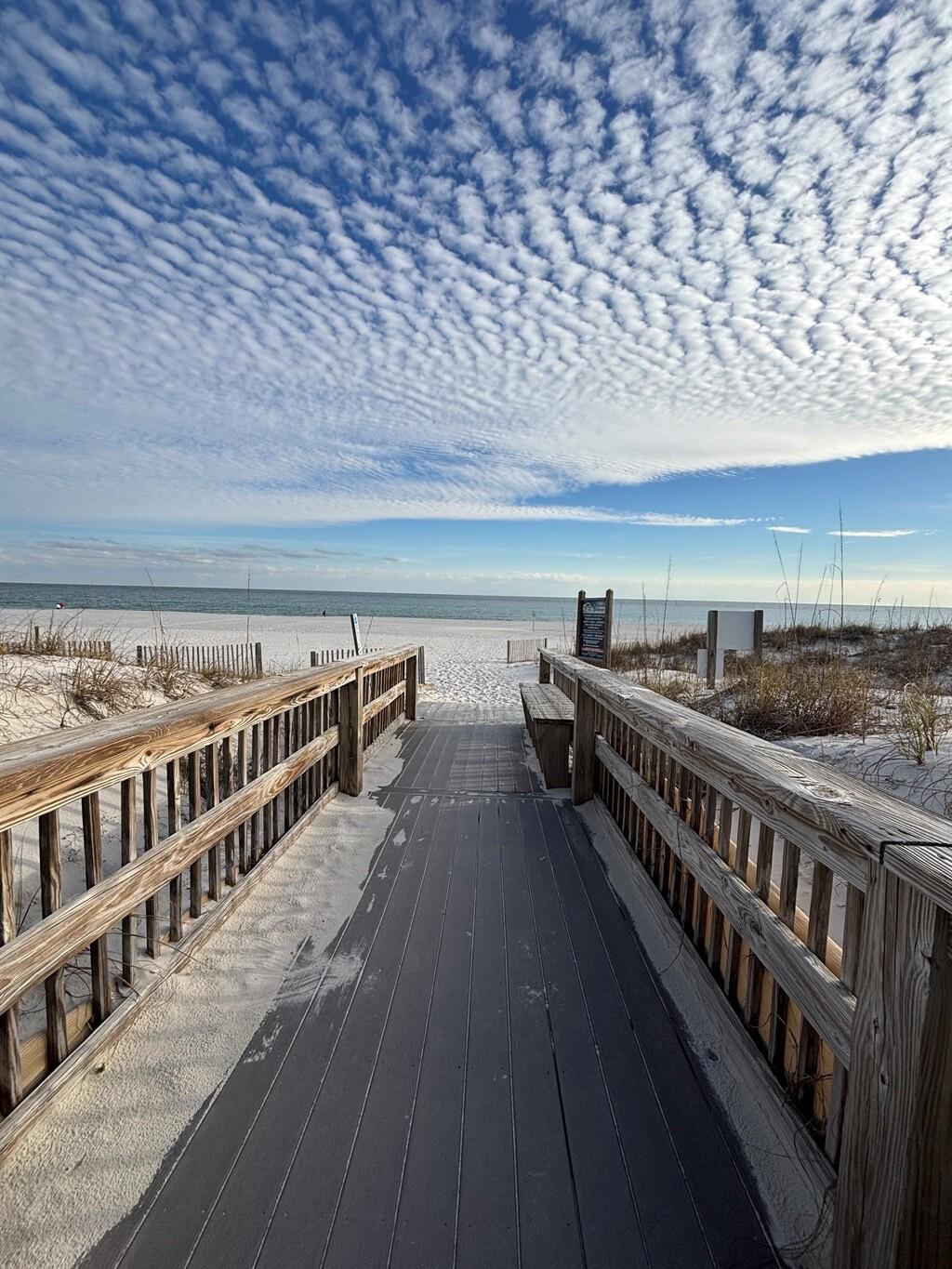 2 Bedrooms Oceanfront Condo Rental in Orange Beach, Alabama
