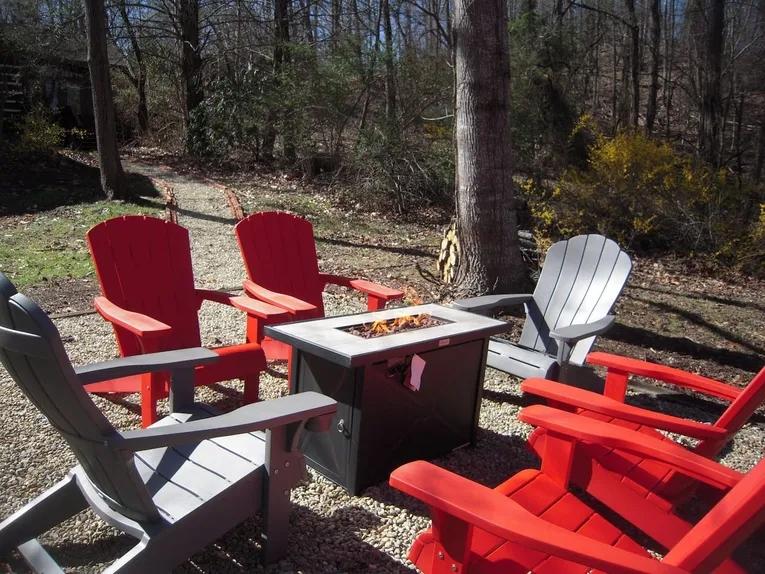 3 Bedrooms Mountain View Cabin Rental in Pigeon Forge, Tennessee
