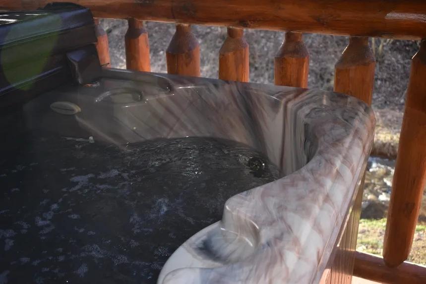 2 Bedrooms Mountain View Cabin Rental in Pigeon Forge, Tennessee