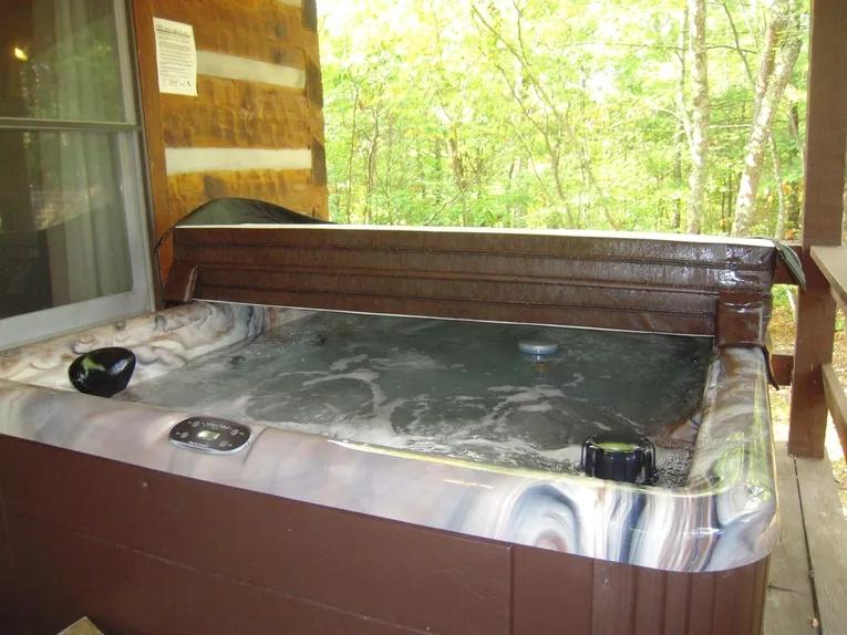 2 Bedrooms Mountain View Cabin Rental in Pigeon Forge, Tennessee